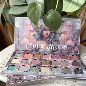 Ensley Reign Cosmetics Cold Moon Palette